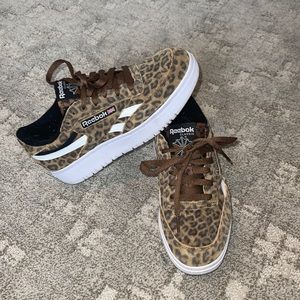 Reebok Classic Sneakers